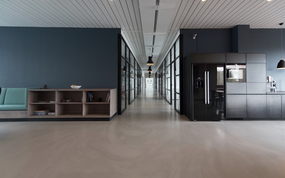 DE Motor office interior